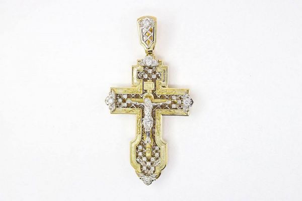 Крест из желтого золота 750 пробы 23,26 гр. с бриллиантом б/у