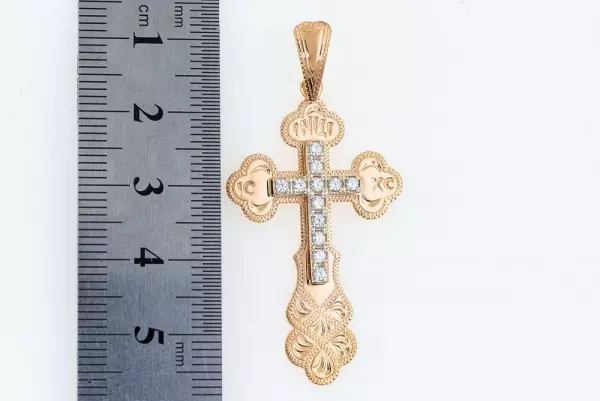 Крест из комбинированого золота 585 пробы 4,39 гр. с недрагоценными камнями б/у
