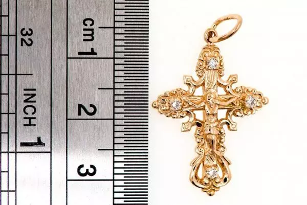 Крест из красного золота 585 пробы 3,51 гр. с недрагоценными камнями б/у